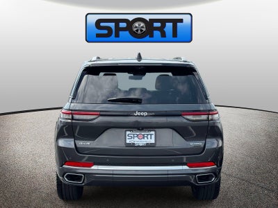 2023 Jeep Grand Cherokee Summit