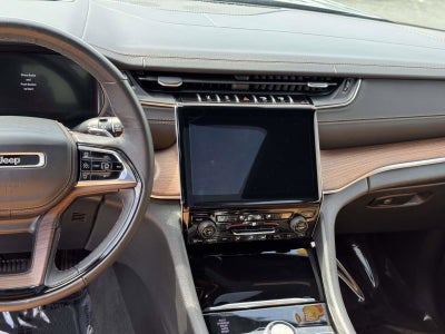 2023 Jeep Grand Cherokee Summit