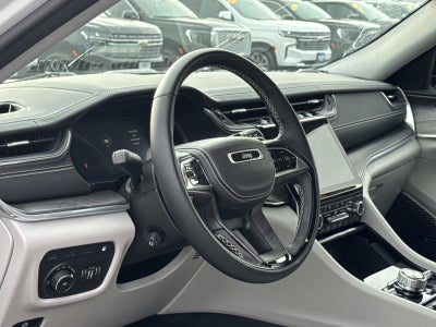 2022 Jeep Grand Cherokee 4xe Overland