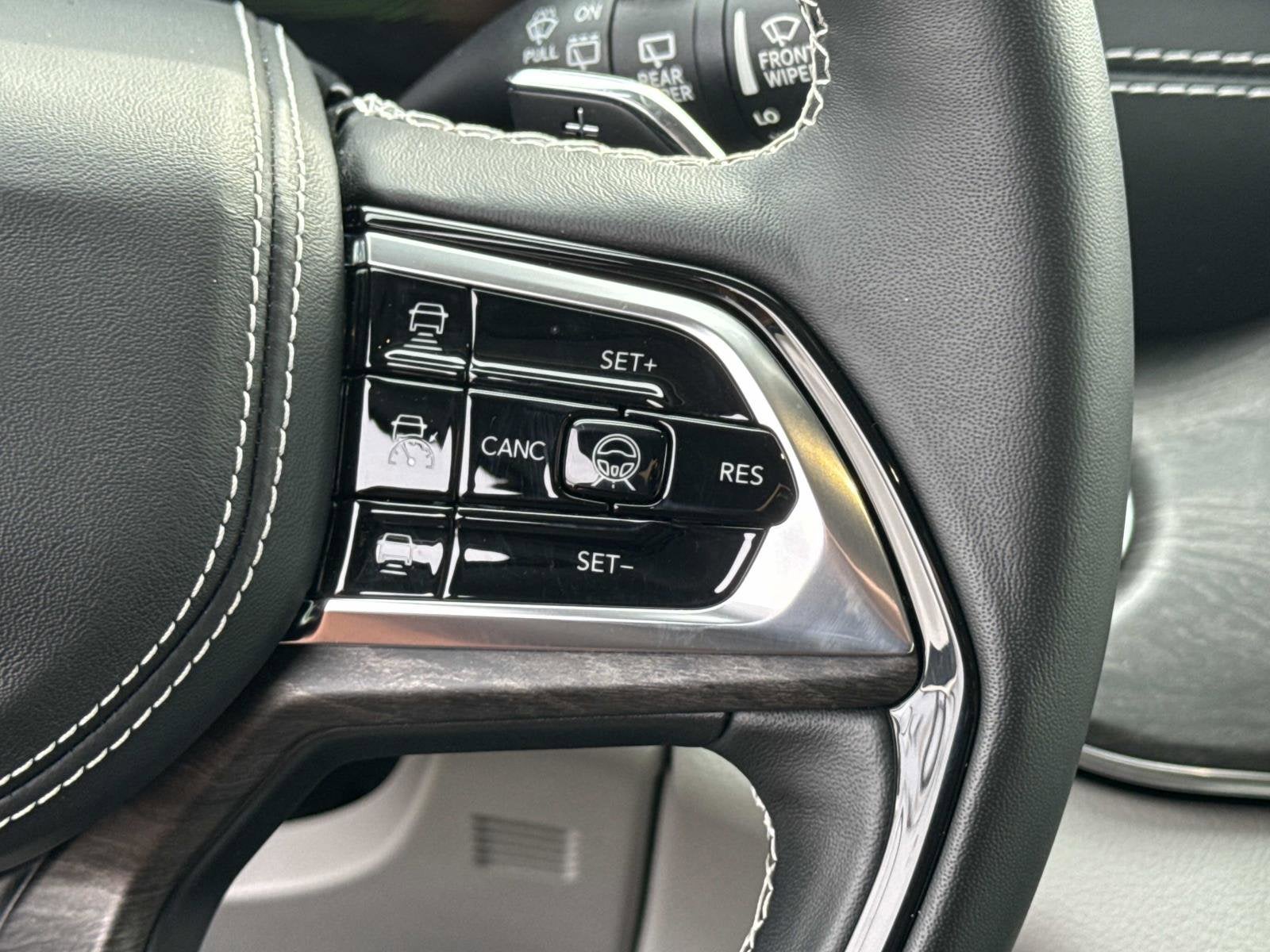 2022 Jeep Grand Cherokee 4xe Overland