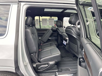 2024 Jeep Grand Wagoneer BASE