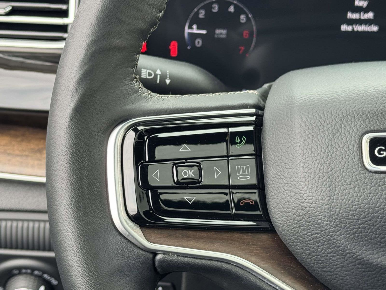 2024 Jeep Grand Wagoneer BASE