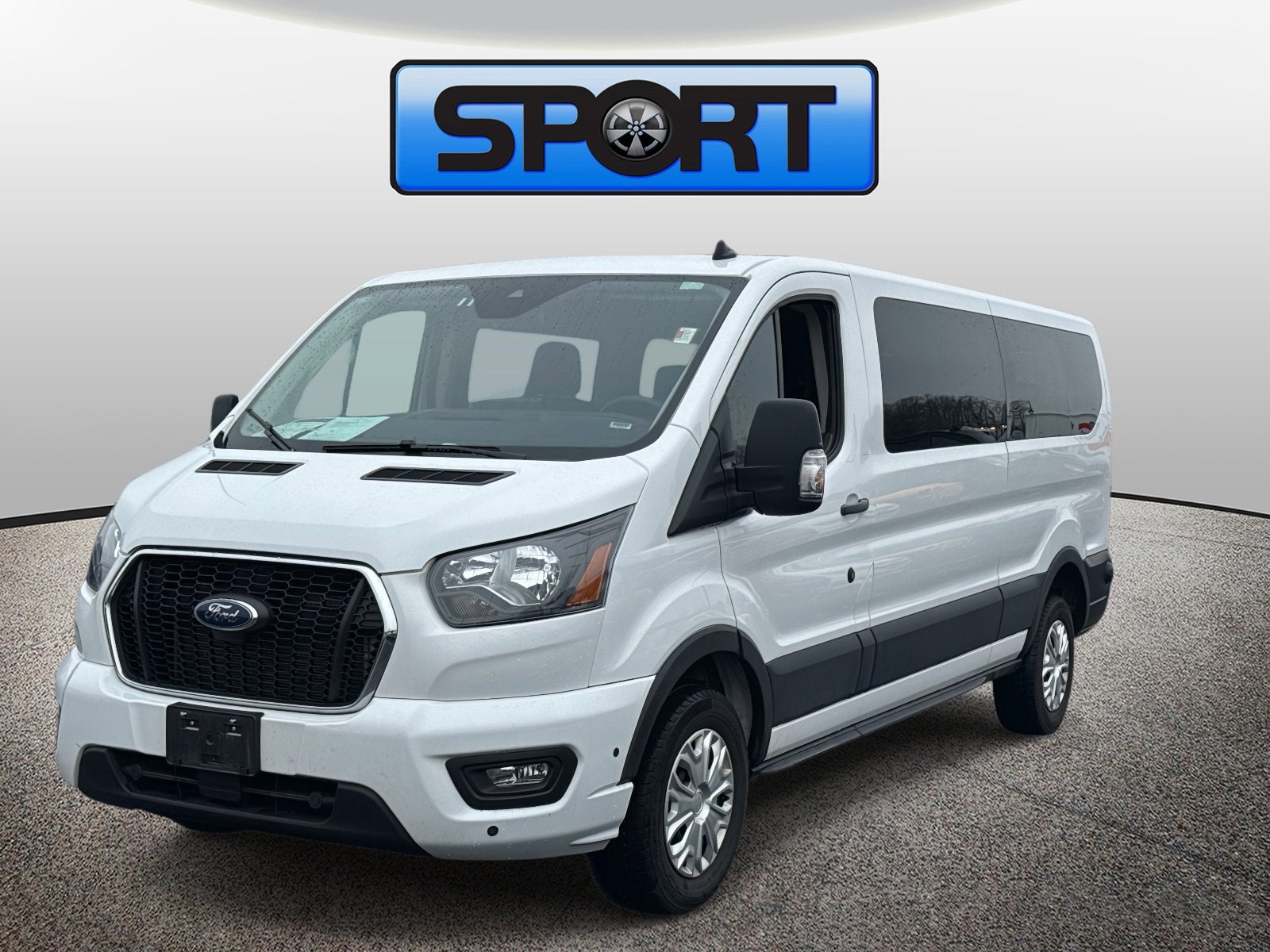 2024 Ford Transit Passenger Wagon XL