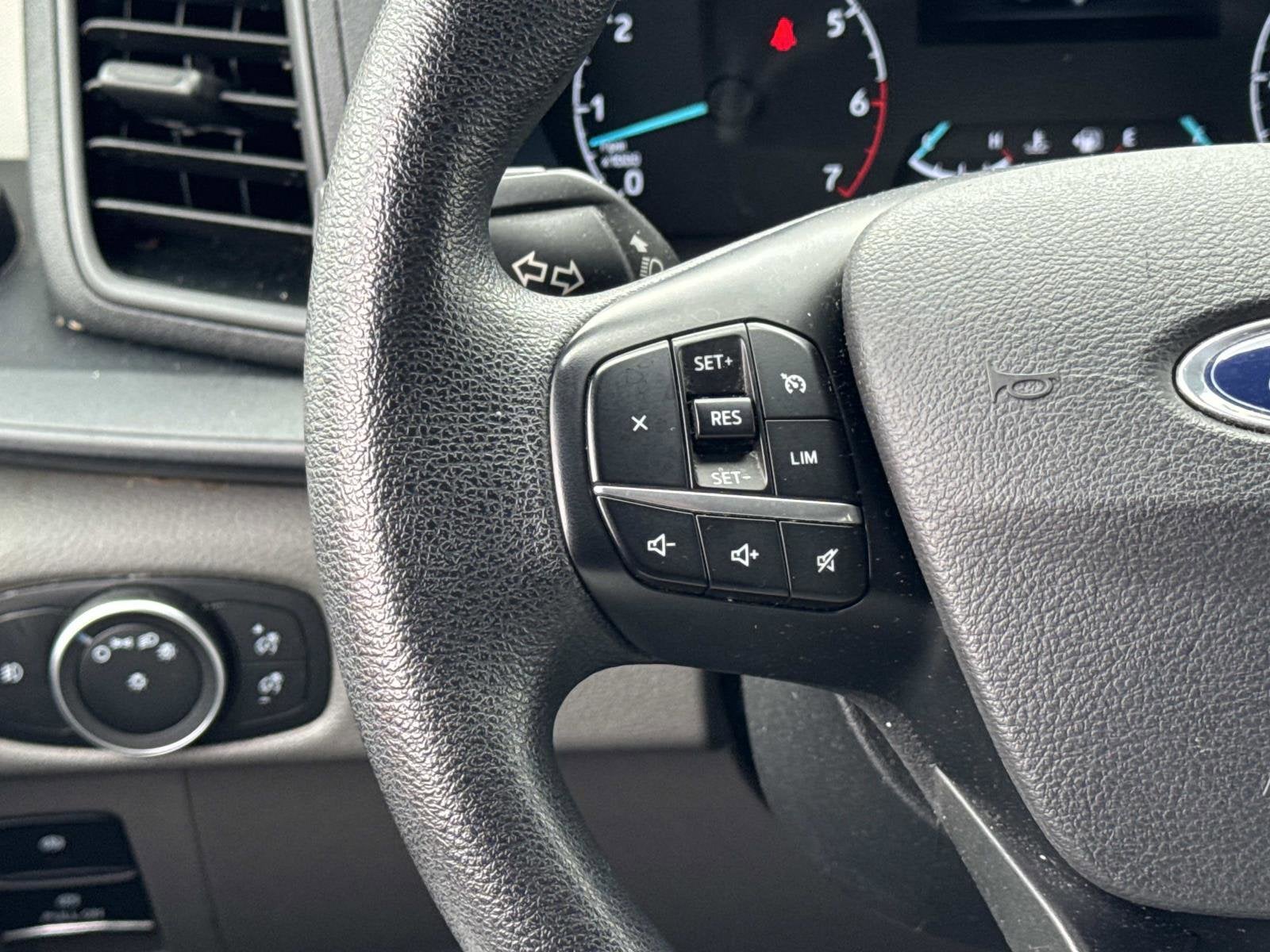 2024 Ford Transit Passenger Wagon XL