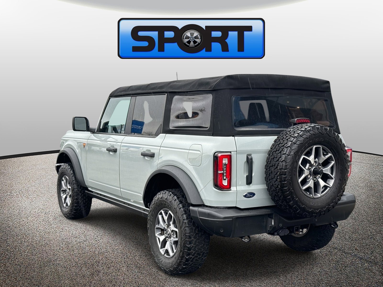 2021 Ford Bronco Base