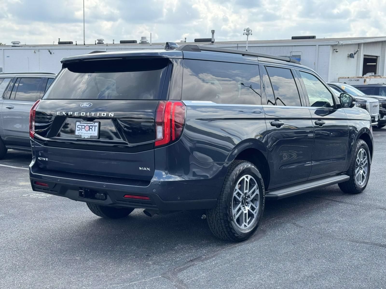 2025 Ford Expedition Max Active