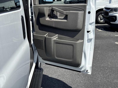 2026 Chevrolet Express Passenger 1LS