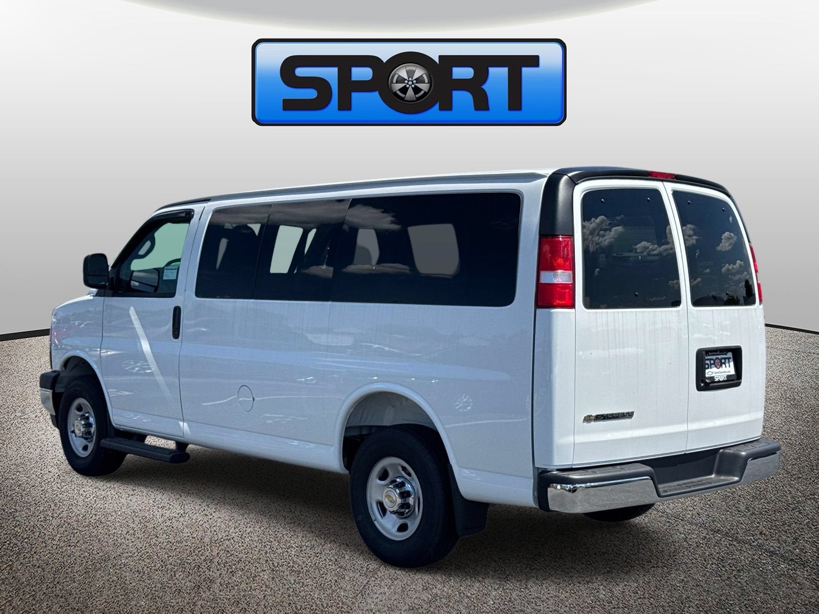2026 Chevrolet Express Passenger 1LS