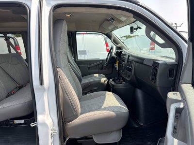 2026 Chevrolet Express Passenger 1LS