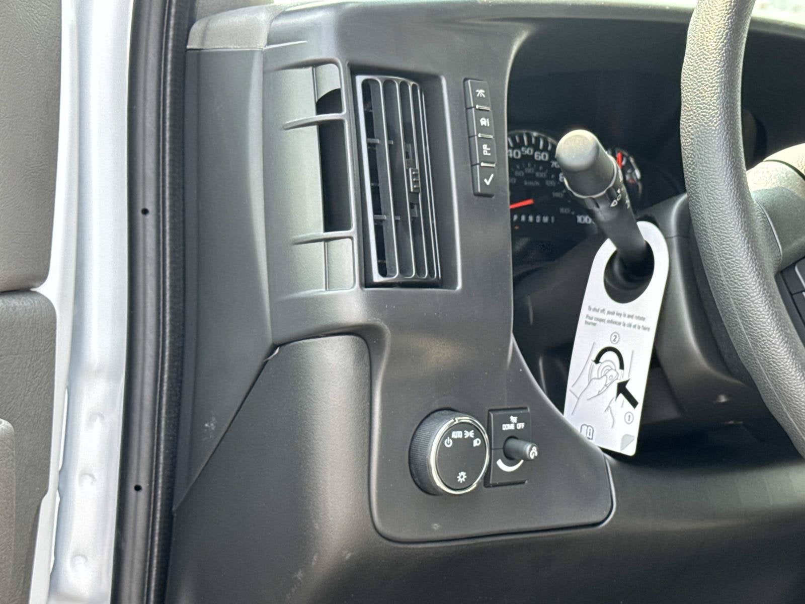 2026 Chevrolet Express Passenger 1LS