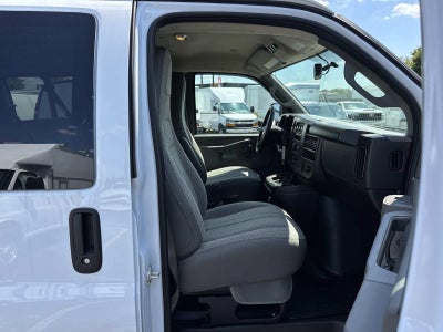 2026 Chevrolet Express Passenger 1LS