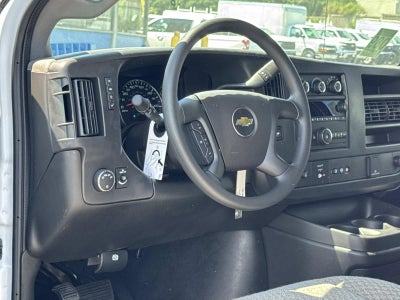2026 Chevrolet Express Passenger 1LS
