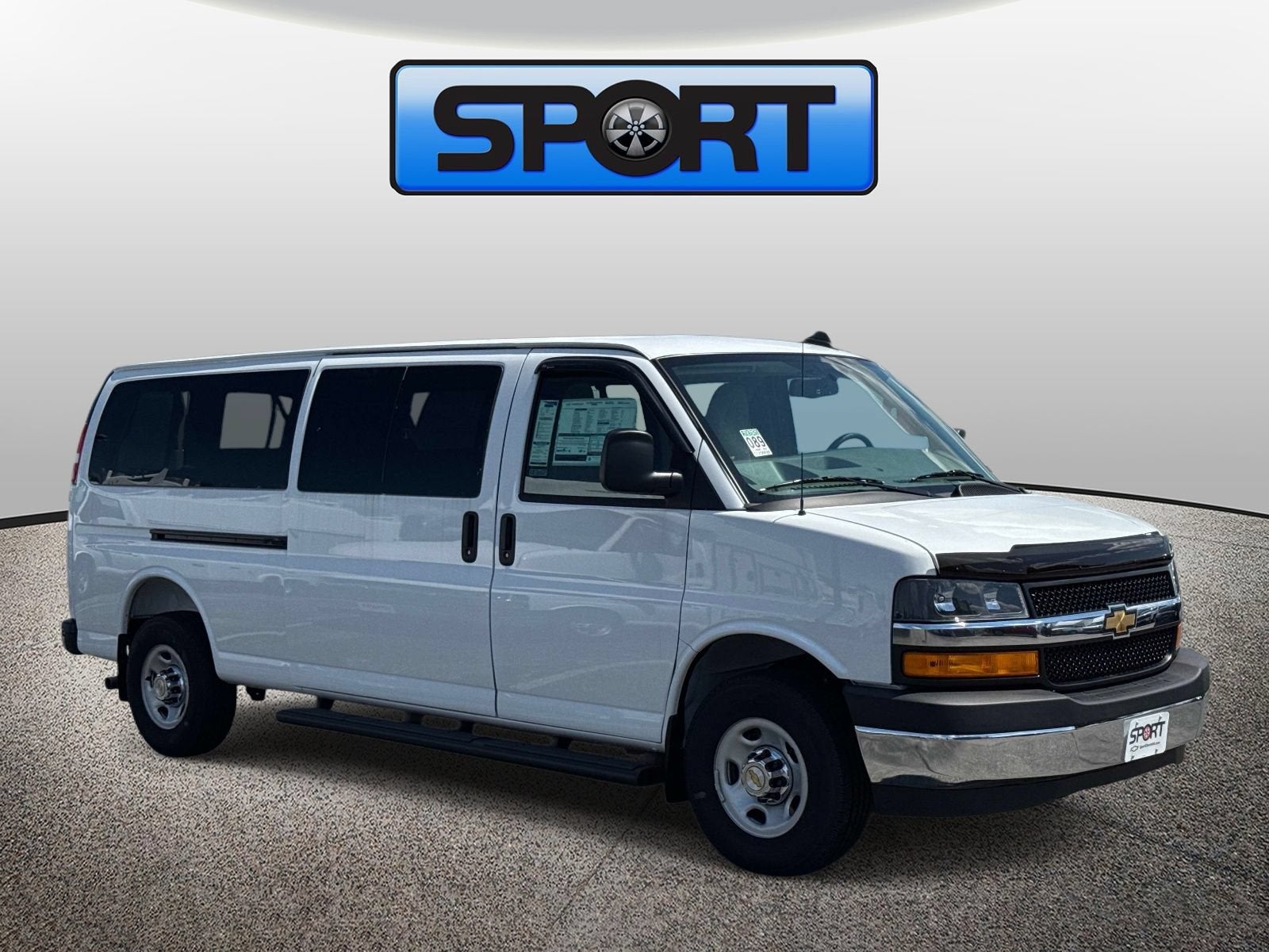 2026 Chevrolet Express Passenger 1LS