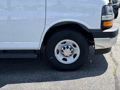 2026 Chevrolet Express Passenger 1LS