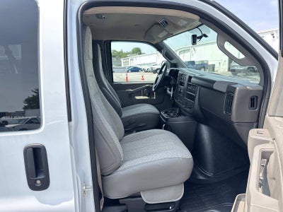 2026 Chevrolet Express Passenger 1LS