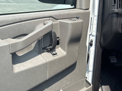 2026 Chevrolet Express Passenger 1LS