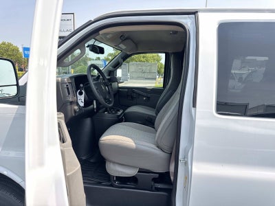 2026 Chevrolet Express Passenger 1LS