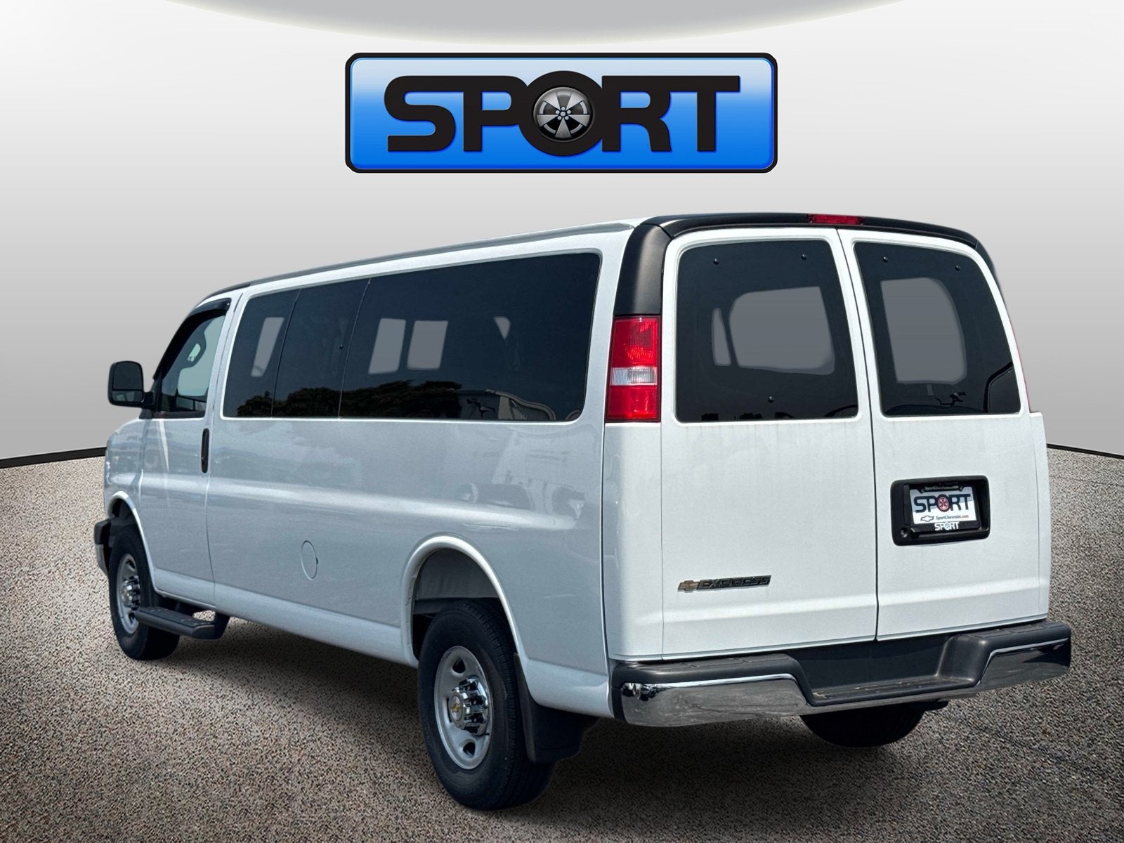 2026 Chevrolet Express Passenger 1LS