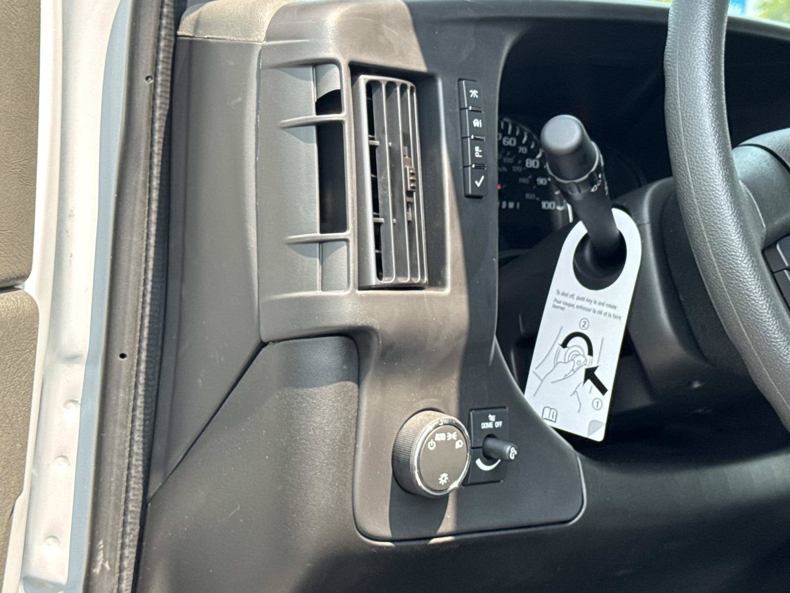 2026 Chevrolet Express Passenger 1LS