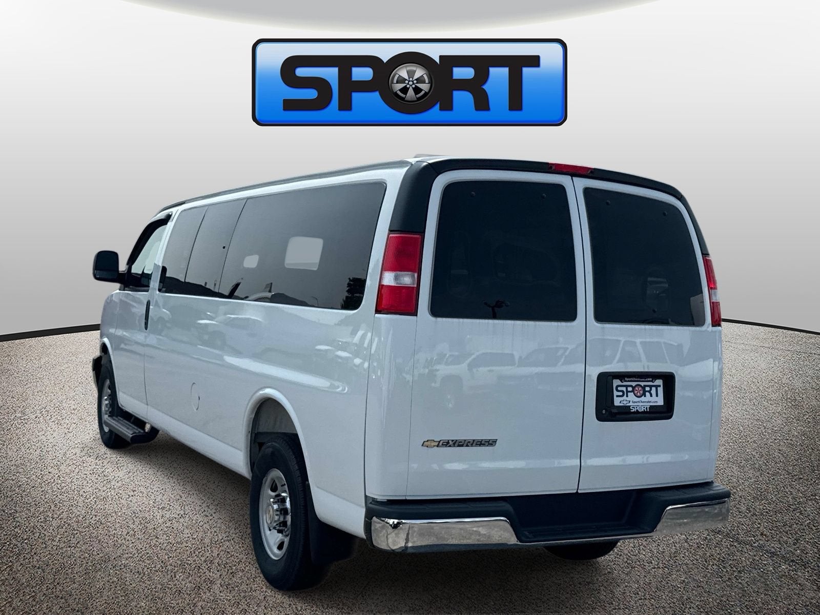 2026 Chevrolet Express Passenger 1LS