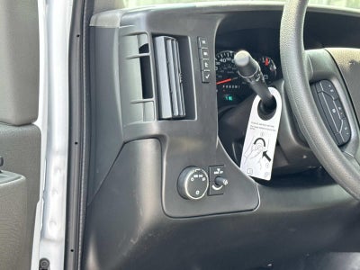 2026 Chevrolet Express Passenger 1LS