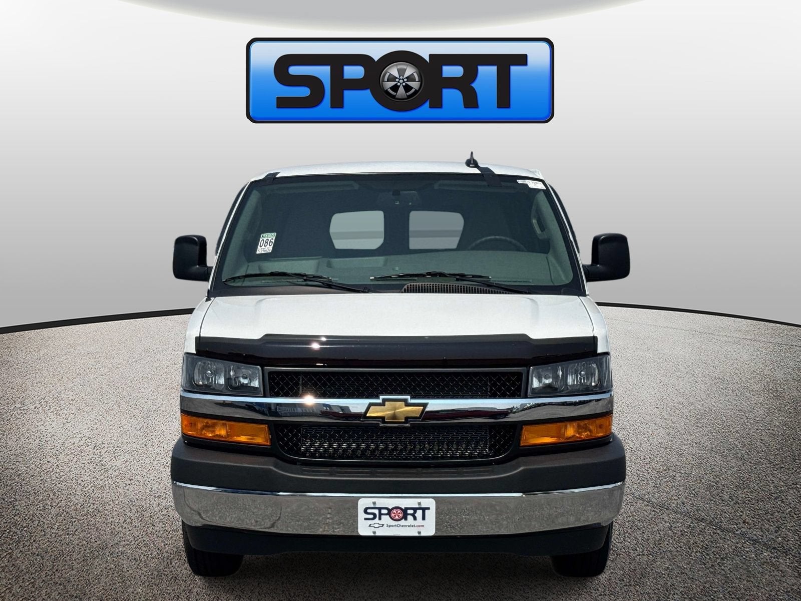 2026 Chevrolet Express Passenger 1LS