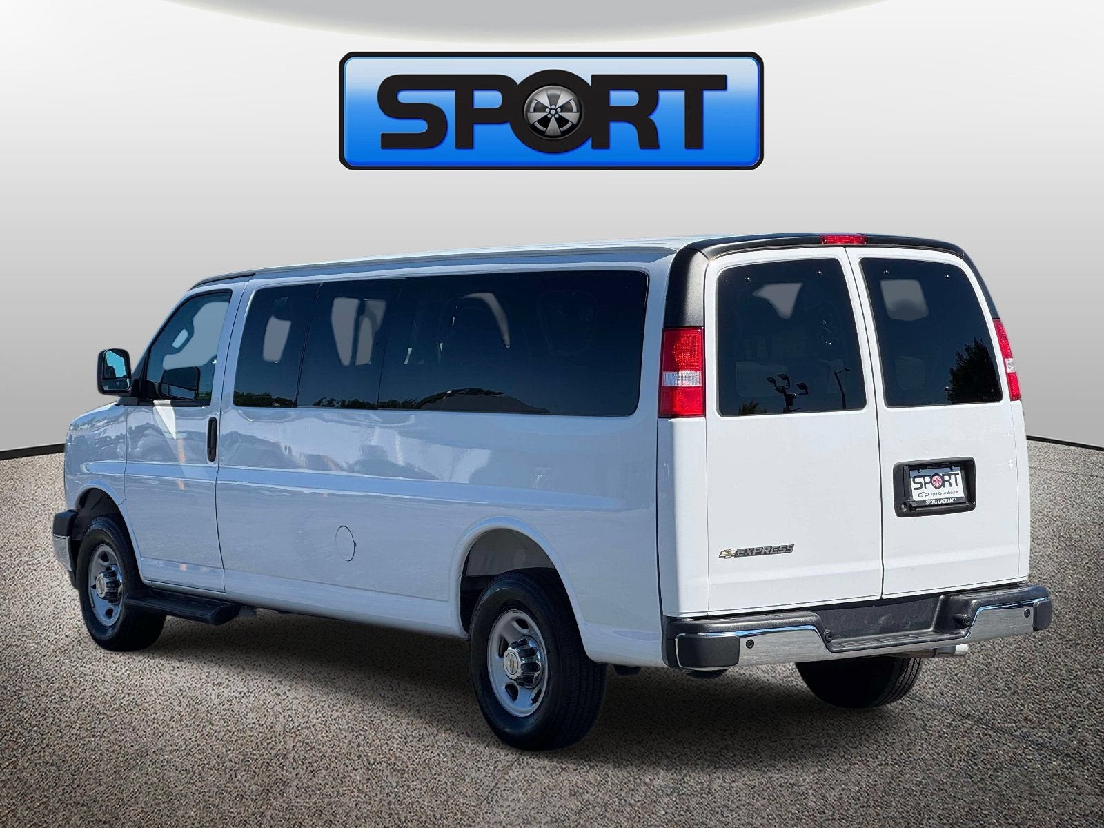 2025 Chevrolet Express Passenger 1LT