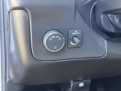 2025 Chevrolet Express Passenger 1LT