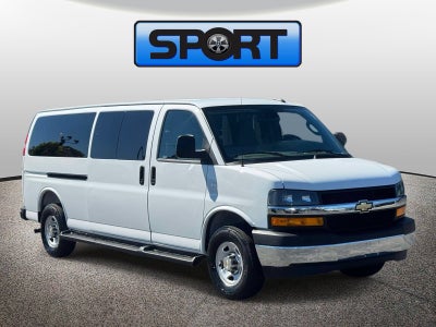 2025 Chevrolet Express Passenger 1LT