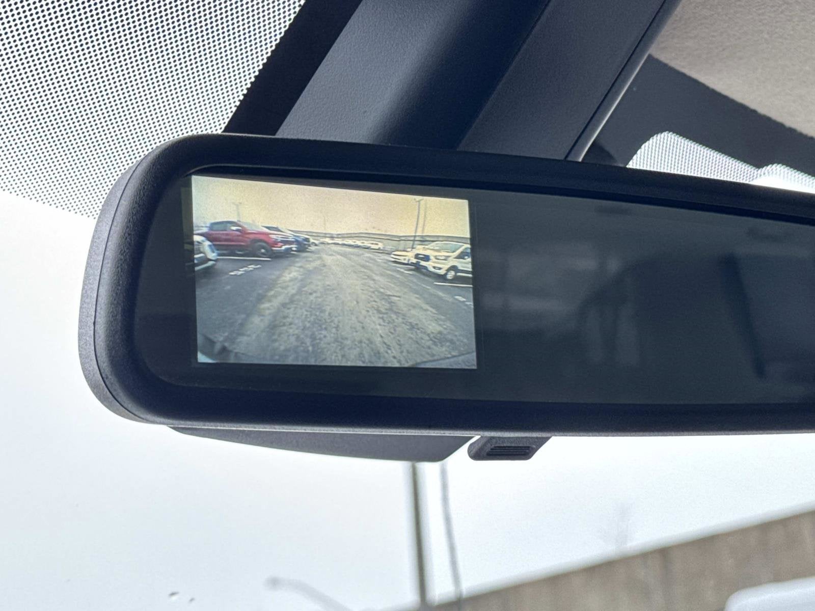 2024 Chevrolet Express Passenger 3500 1LT