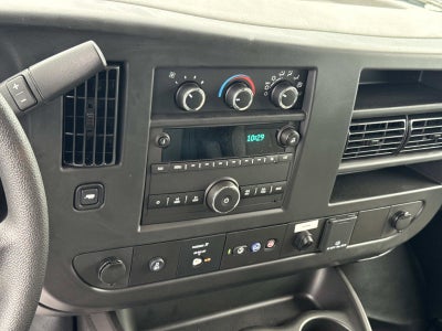 2025 Chevrolet Express Cutaway 3500 1WT