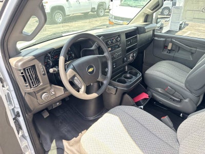 2026 Chevrolet Express Cutaway 3500 1WT