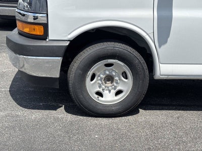 2026 Chevrolet Express Cutaway 3500 1WT