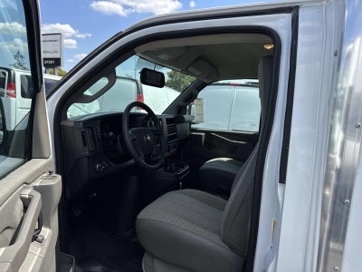 2026 Chevrolet Express Cutaway 3500 1WT