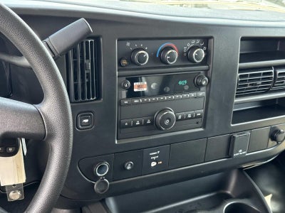 2026 Chevrolet Express Cutaway 3500 1WT