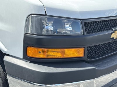 2026 Chevrolet Express Cutaway 3500 1WT