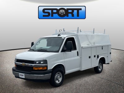 2025 Chevrolet Express Cutaway 3500 1WT