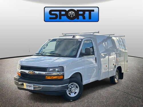 2025 Chevrolet Express Cutaway 3500 1WT