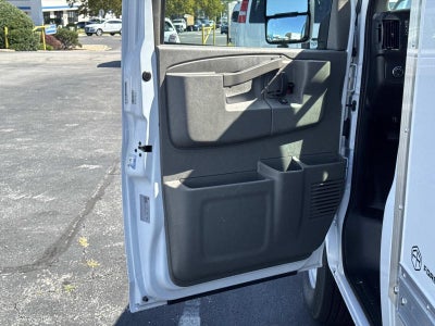 2026 Chevrolet Express Cutaway 3500 1WT