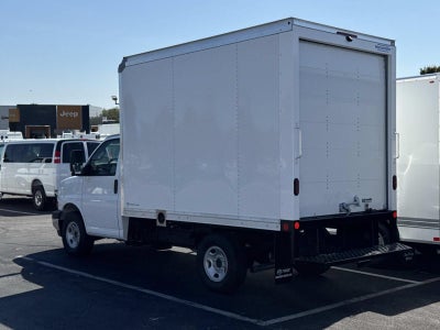 2026 Chevrolet Express Cutaway 3500 1WT