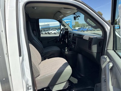 2026 Chevrolet Express Cutaway 3500 1WT