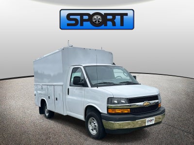 2025 Chevrolet Express Cutaway 3500 1WT