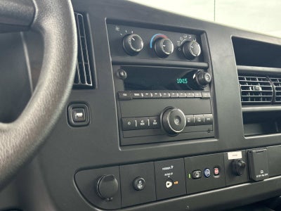 2025 Chevrolet Express Cutaway 3500 1WT