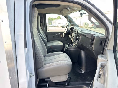 2026 Chevrolet Express Cutaway 3500 1WT