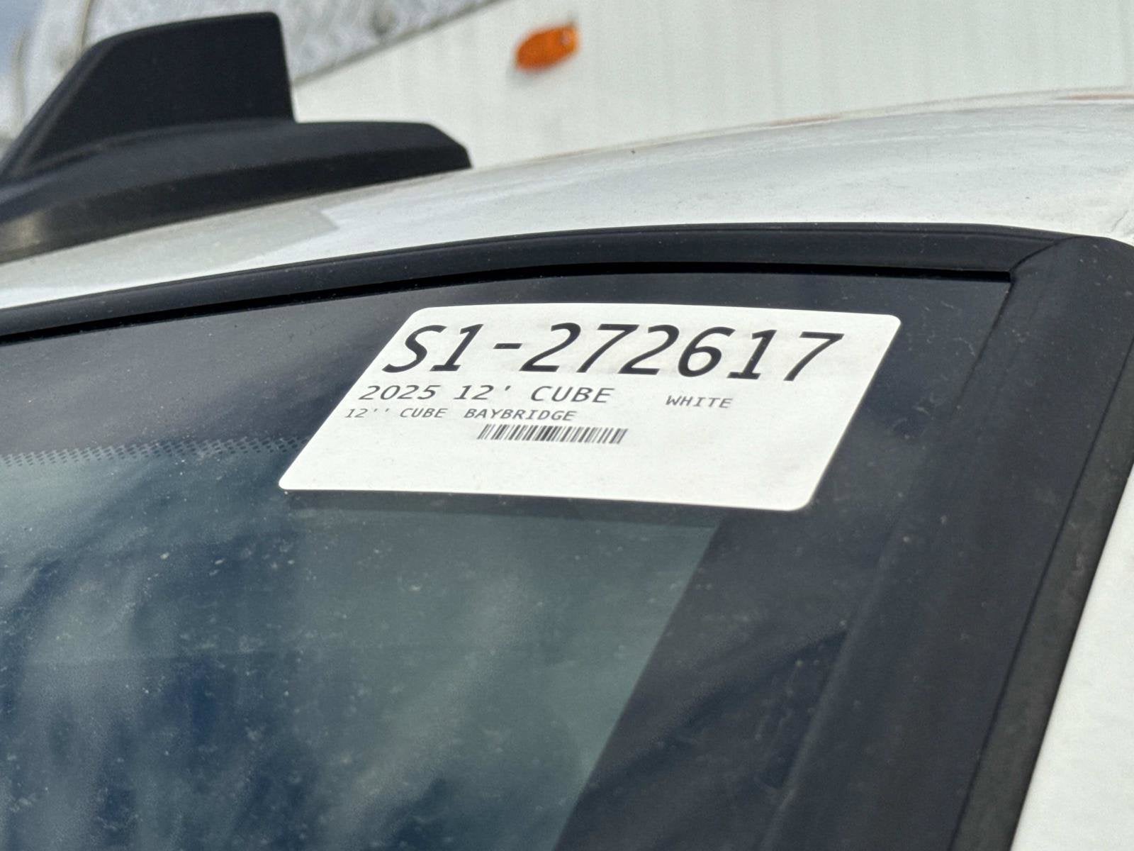 2025 Chevrolet Express Cutaway 3500 1WT