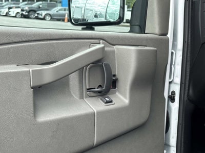 2026 Chevrolet Express Cutaway 3500 1WT