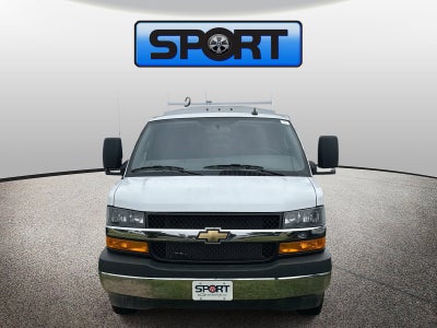 2024 Chevrolet Express Cutaway 3500 1WT