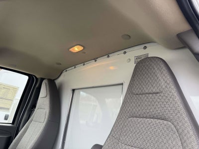 2025 Chevrolet Express Cutaway 3500 1WT