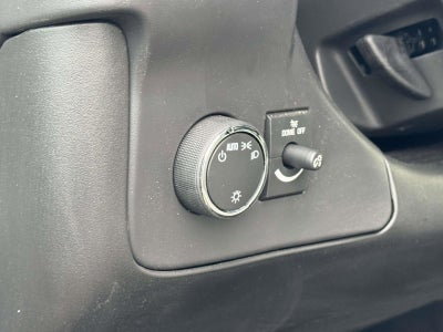 2025 Chevrolet Express Cutaway 3500 1WT