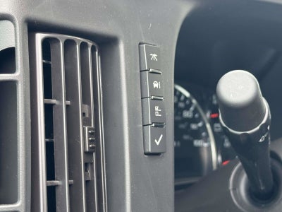 2025 Chevrolet Express Cutaway 3500 1WT